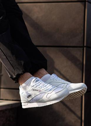 Classic super leather white 5