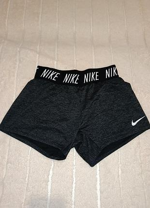 Шорти жіночі nike