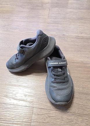 Кроссовки under armour размер 28-28.5