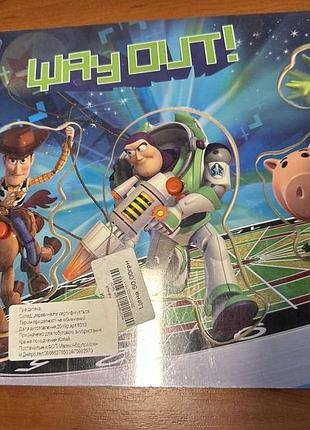Дерев'яна іграшка-лабіринт «toy story: історія іграшок» з рухомими фігурками, вкладиш