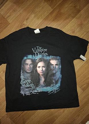 Футболка bershka vampire dianes чорна жіноча в ідеальному стані л