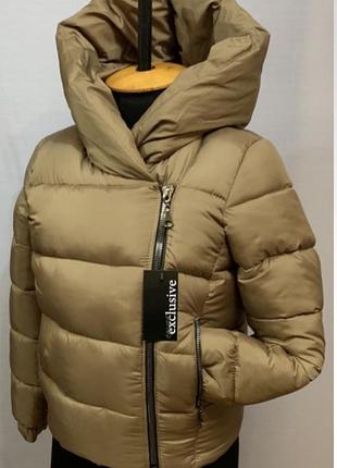 Женский пуховик (косуха 42-44р)