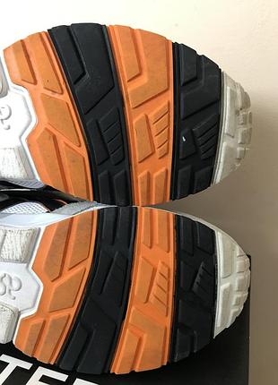 Кроссовки asics 8