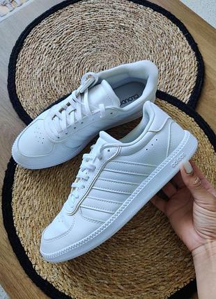 Adidas breaknet sleek жіночі кросівки 38,5  розмір