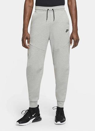 Чоловічі спортивні штани nike tech fleece