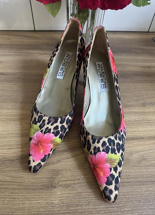 Сатинові туфлі човники valentina russo 38,5-39 розмір