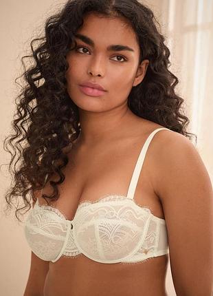 Білий мереживний бюстгалтер b by ted baker classic multi way bra 36d 80d белый кружевной бюстгалтер лифчик