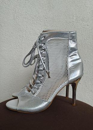 Срібні хілс heels 37 розмір