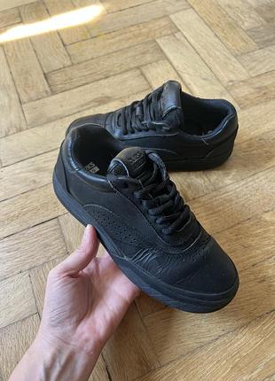 Кросівки clarks шкіряні, 32 розмір