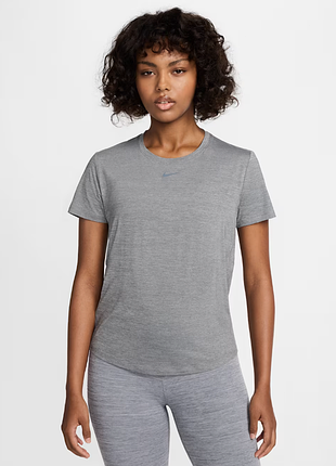 Женская спортивная футболка nike dri-fif, р l