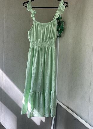 💚 літня сукня zara м'ятного кольору міді на бретелях xs-s
