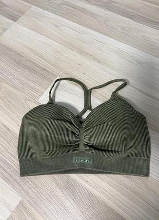 Спортивний топ botee