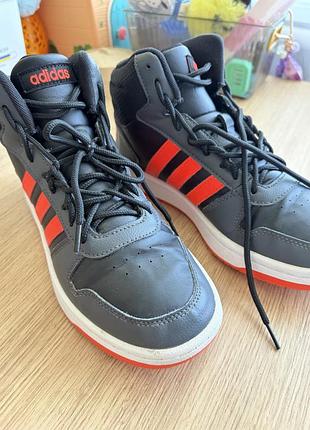 Adidas 39 розмір