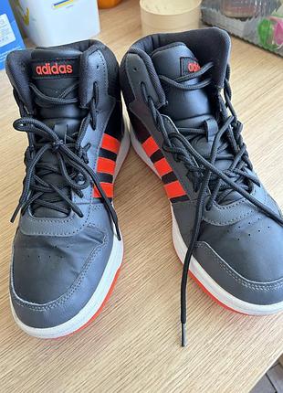 Adidas 39 розмір 5