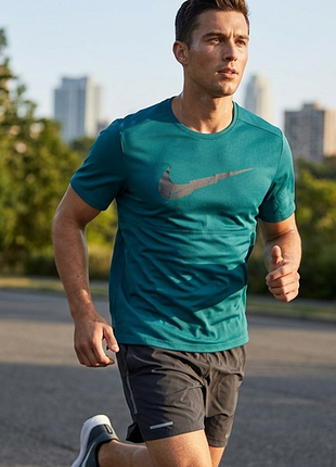 Футболка nike mesh running t-shirt