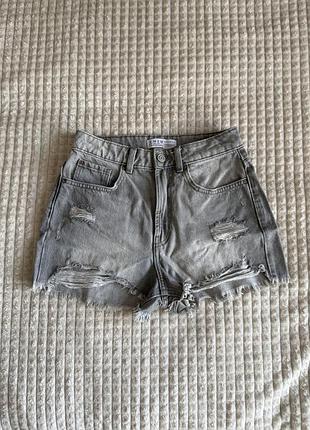 Джинсові шорти у сірому кольорі primark (розмір xs / 34)
