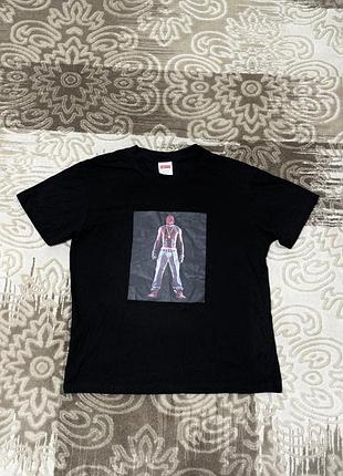 Футболка supreme