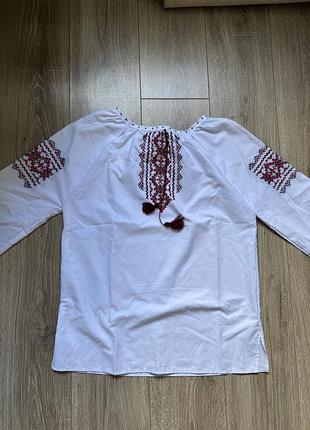 Вишиванка жіноча