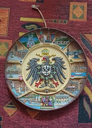 Сувенирная тарелка "земля ничечины"