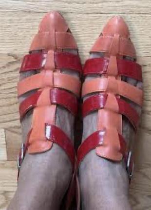 Шкіряні босоніжки john fluevog