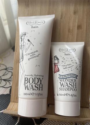 Набір містить зволожуючий гель для душу heavenly hydrating body wash (100 мл) та шампунь wonder wash shampoo (50 мл) від бренду percy & reed