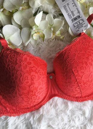 Бюстгальтеры от известного бренда hunkemoller