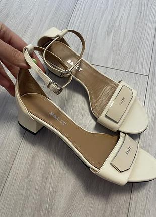 Боссоножки bally