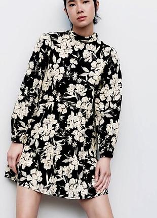 Платье в цветочный принт zara.