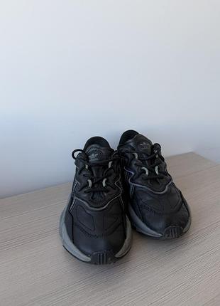 Кросівки adidas ozweego
