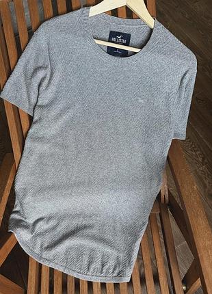 Hollister легка, приємна футболка в сірому кольорі! розмір: l