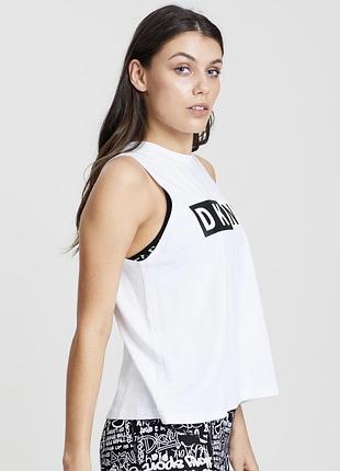 Класна базова майка від dkny
