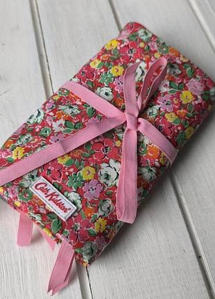 Дорожный футляр для украшений cath kidston сумочка органайзер для украшений клатч косметичка в цветочный принт с завязками