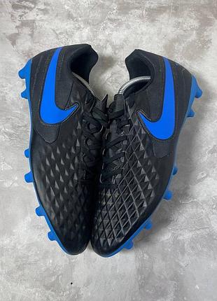 Футбольные бутсы nike timempo
