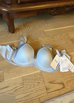 Новий бюстгальтер triumph body make-up soft touch wp ex (75c)