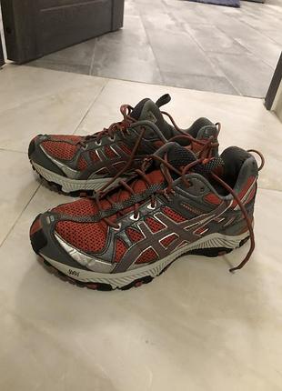 Продам asics