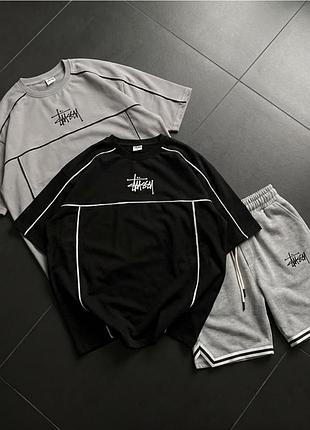 Комплект 2 футболки +шорти stussy