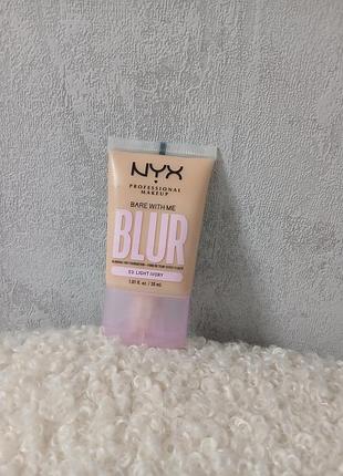 Тональна основа тональний крем nyx professional makeup bere with me blur tint foundation