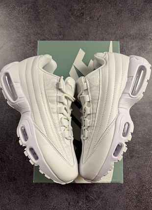 Nike air max 95 x  supreme all white