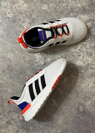 27р , нові дитячі кросівки adidas racer tr21, устілка 17.5см