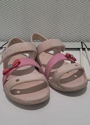 Сандалии crocs c13 розовые на ножку 19,1 30 размер