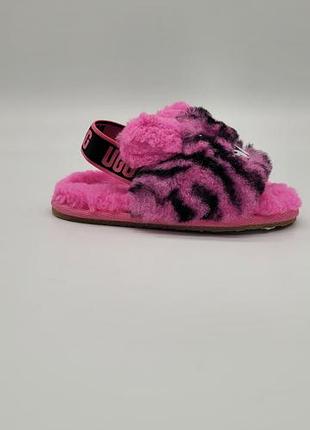 Дитячі капці-босоніжки ugg fluff yeah «рожеве тигреня»