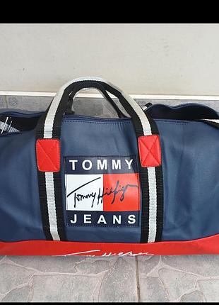 Спортивна сумка tommy jeans.