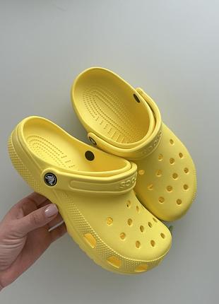 Crocs в наявності