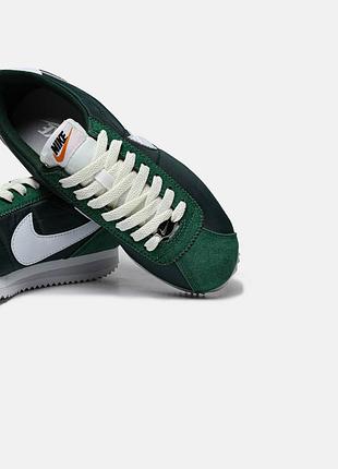 Nike cortez green white