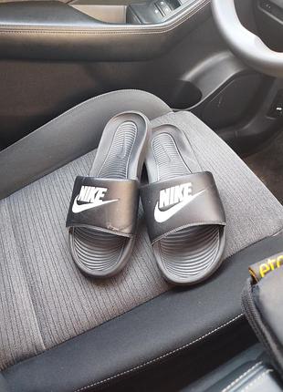 Чоловічі шльопанці nike оригінальні