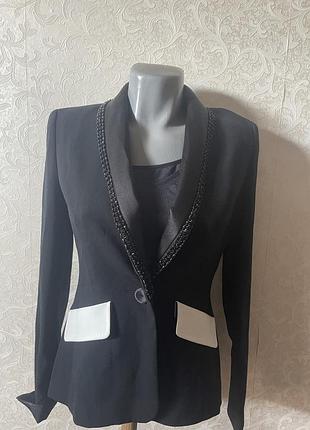 Піджак р.s escada