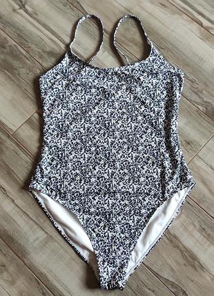 Слітний суцільний купальник primark розмір xl / uk 16 / eur 44 у дрібний принт
