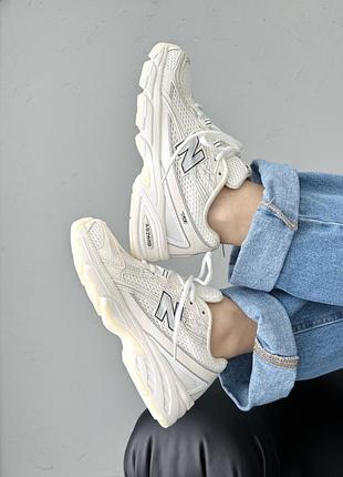 Жіночі кросівки new balance 740 beige