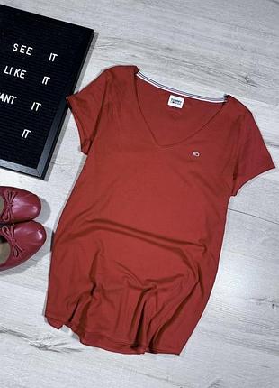 Яскрава футболка tommy jeans hilfiger