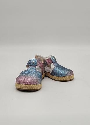 Дитячі туфлі сандалі ugg з глітером